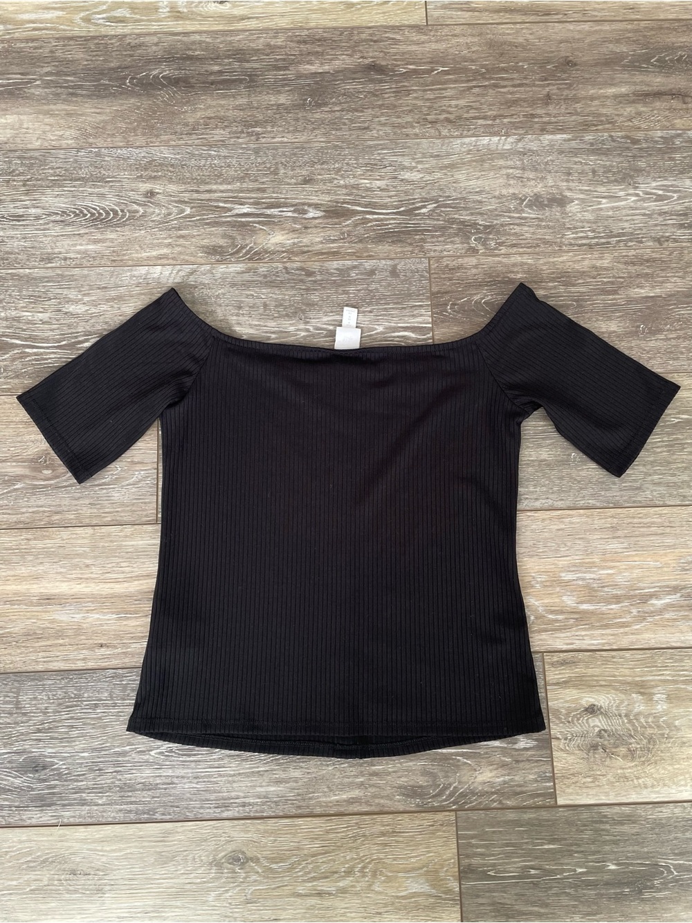 H&M Off-Shoulder Black Ribbed Button-Front Women’s Top - Picture 2 of 2